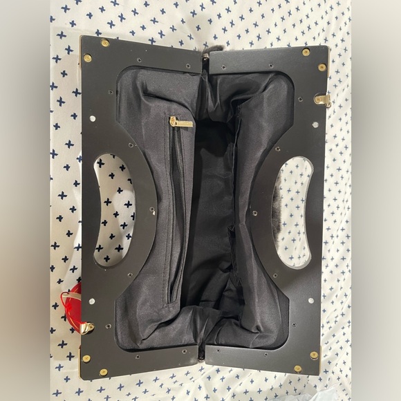 Faux Fur clutch bag - Picture 2 of 5